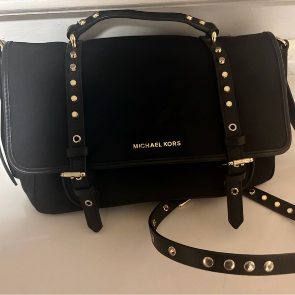 Michael Kors Black With Gold Hardware Shoulder or Hand Bag - Picture 2 of 4